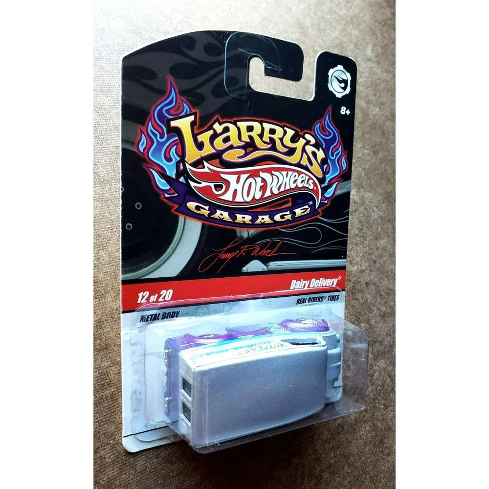 2009 Hot Wheels DAIRY DELIVERY MTFLK Silver / Purple LARRY'S GARAGE #12/20 RR5SP